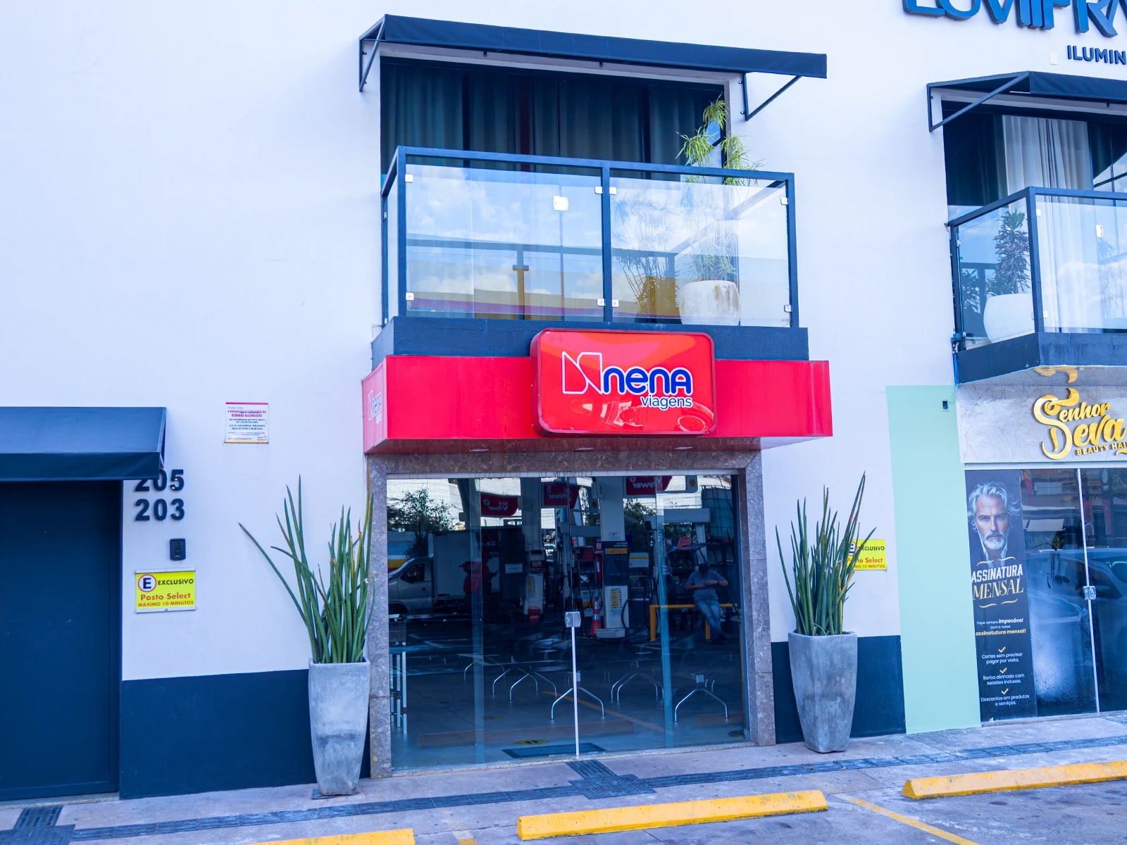 Fachada da Sala VIP Nena Viagens em Franca